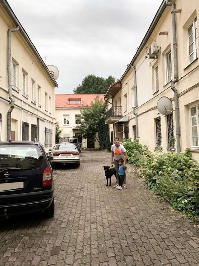 Апартаменты Old Town home of Evil Dog Вильнюс-16